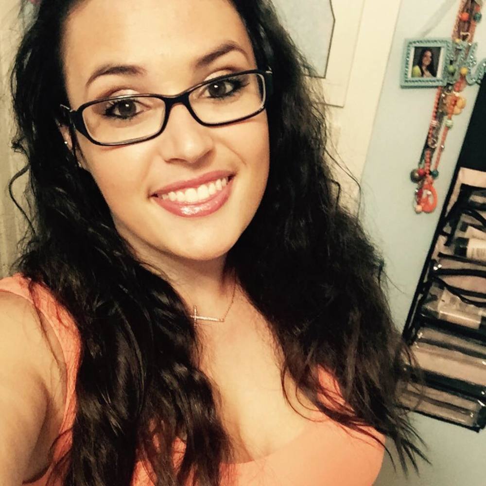 Meet your Posher, Shea